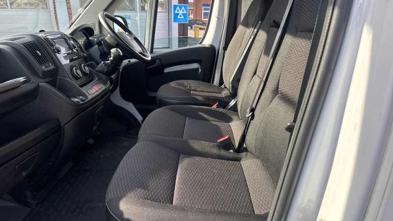 Vauxhall Movano 3500 L3 Diesel Fwd 2.2 Turbo D 140ps H2 Van Dynamic